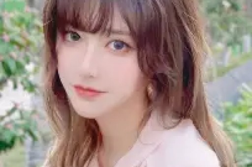 中年演员塌房天花板带亲闺女当出轨遮羞布